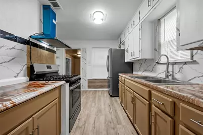 2012 N 39th Street, Waco, TX 76707 - Photo 6