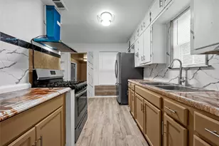 2012 N 39th St, Waco, TX 76707 - Photo 6