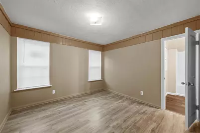 2012 N 39th Street, Waco, TX 76707 - Photo 10