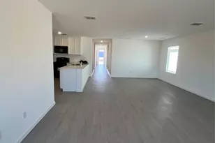 921 Mossycup St, Princeton, TX 75407 - Photo 4