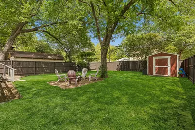 902 N Edgefield Avenue, Dallas, TX 75208 - Photo 26