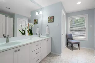 8602 Angora St, Dallas, TX 75218 - Photo 30