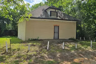 3519 Parnell St, Dallas, TX 75215 - Photo 1
