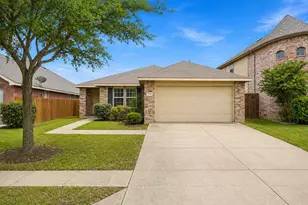 1312 Amazon Dr, Fort Worth, TX 76247 - Photo 2