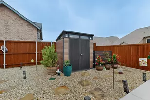 3917 Redbud Dr, Aubrey, TX 76227 - Photo 30