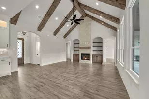 305 Wrangler Ct, Weatherford, TX 76088 - Photo 16