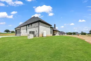 305 Wrangler Ct, Weatherford, TX 76088 - Photo 6