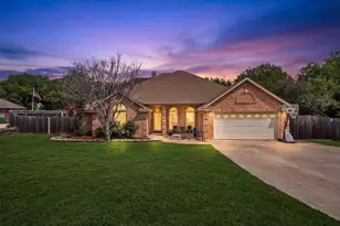 1557 Woodbee Ct, Azle, TX 76020 - Photo 1