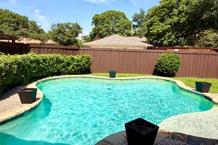 1947 Chesham Dr, Carrollton, TX 75007 - Photo 22
