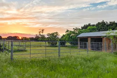 6813 Running Deer Court, Granbury, TX 76049 - Photo 36