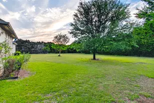 6813 Running Deer Ct, Granbury, TX 76049 - Photo 32