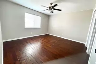 9705 Raven Ln, Irving, TX 75063 - Photo 22