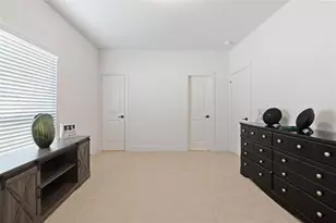 704 S Hidden Lks Dr, DeSoto, TX 75115 - Photo 28