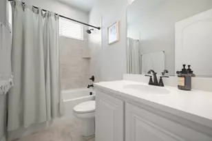 532 Thompson, Van Alstyne, TX 75495 - Photo 6