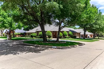 1 Kimberly Court, Mansfield, TX 76063 - Photo 2