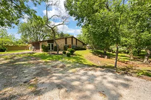 322 Frank Keasler Blvd, Duncanville, TX 75116 - Photo 2