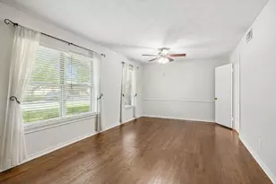 10639 Longmeadow Dr, Dallas, TX 75238 - Photo 4