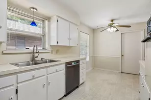 10639 Longmeadow Dr, Dallas, TX 75238 - Photo 8
