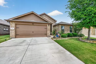 833 Rutherford Drive, Crowley, TX 76036 - Photo 2