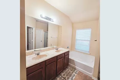 6023 Heather Drive, Grand Prairie, TX 75052 - Photo 8