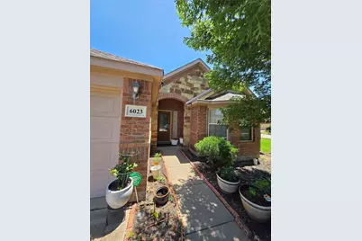 6023 Heather Drive, Grand Prairie, TX 75052 - Photo 2