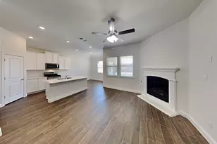 11136 Canyon Mine Dr, Aubrey, TX 76227 - Photo 2