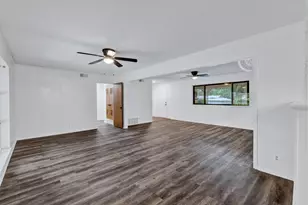 1024 Eunice St, Hurst, TX 76053 - Photo 12