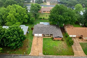 1024 Eunice St, Hurst, TX 76053 - Photo 18