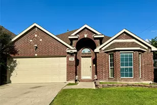 4808 Spoon Drift Dr, Fort Worth, TX 76135 - Photo 1