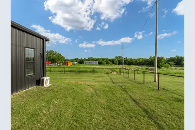 321 Avenue B #B, Walnut Springs, TX 76690 - Photo 26