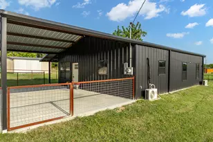321 Ave B, Walnut Springs, TX 76690 - Photo 24