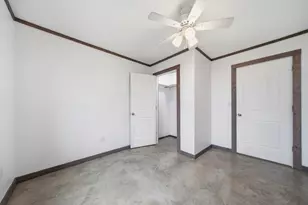 321 Ave B, Walnut Springs, TX 76690 - Photo 12