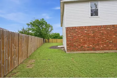 725 Parkford Lane, Arlington, TX 76001 - Photo 34