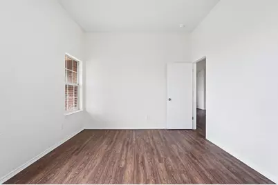 725 Parkford Lane, Arlington, TX 76001 - Photo 24