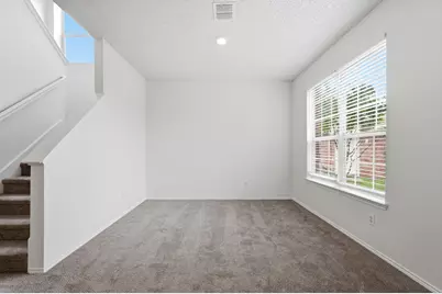 725 Parkford Lane, Arlington, TX 76001 - Photo 8