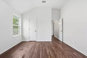 725 Parkford Ln, Arlington, TX 76001 - Photo 26