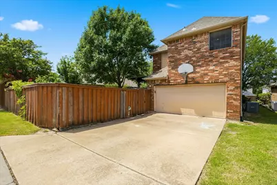 946 Briar Oaks Drive, Rockwall, TX 75087 - Photo 32