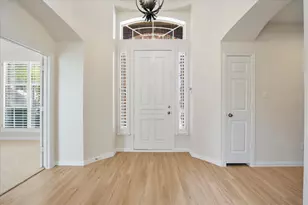 946 Briar Oaks Dr, Rockwall, TX 75087 - Photo 2