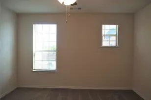 2407 Klamath Dr, Lewisville, TX 75056 - Photo 10