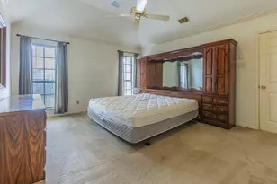 9900 Oak Ridge Cir, Woodway, TX 76712 - Photo 12