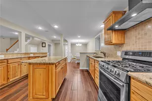 925 Jennings Ln, Azle, TX 76020 - Photo 12