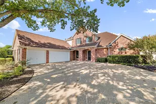 718 Morningside Dr, Mansfield, TX 76063 - Photo 2