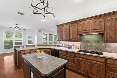 718 Morningside Drive, Mansfield, TX 76063 - Photo 12