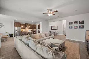 5610 Goodnight Ct, Midlothian, TX 76065 - Photo 4