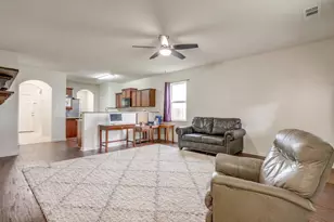 136 Kennedy Dr, Venus, TX 76084 - Photo 8
