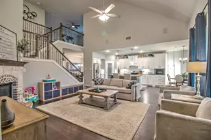 2504 Lakeside Dr, Aubrey, TX 76227 - Photo 12