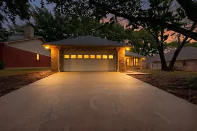 8 Marvin Gardens, Midlothian, TX 76065 - Photo 1