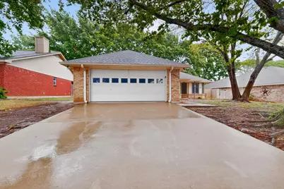 8 Marvin Gardens, Midlothian, TX 76065 - Photo 2