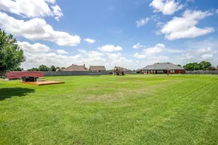 101 Springfield Ln, Red Oak, TX 75165 - Photo 38