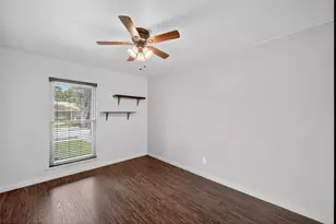 817 Oakland St, Grand Prairie, TX 75052 - Photo 28